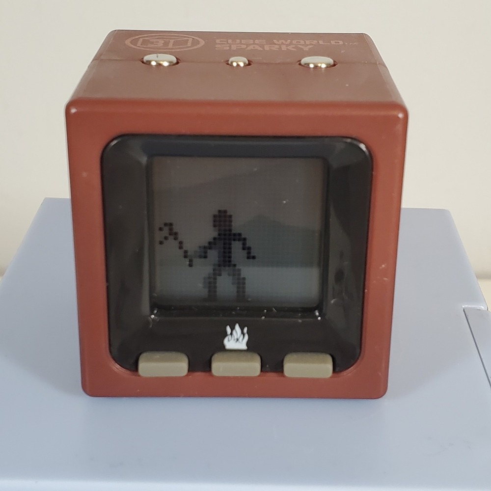 Radica Cube World Sparky Series 3 Brown 2007 Electronic Pocket Stickman Tested